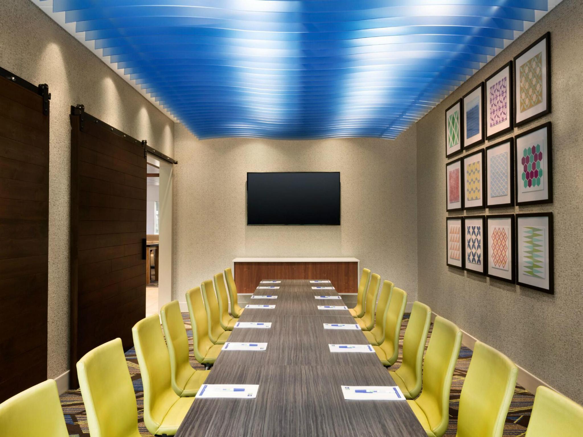 Holiday Inn Express - Auburn Hills South By Ihg Exterior photo