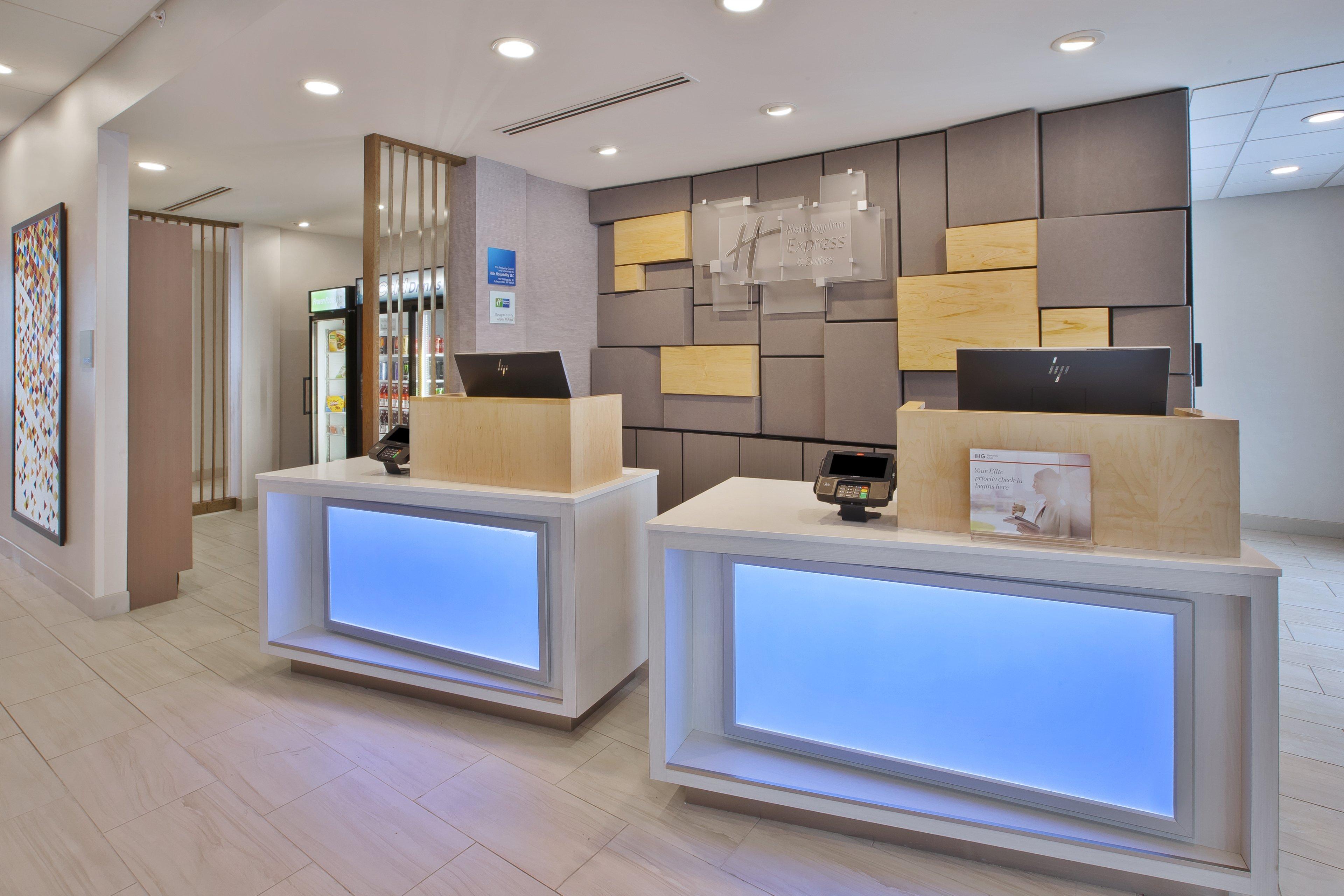 Holiday Inn Express - Auburn Hills South By Ihg Exterior photo